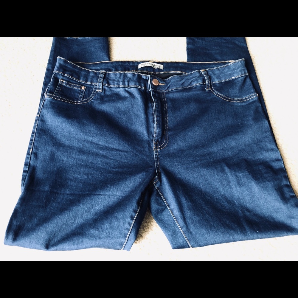 Skinny Leg Stretchy Denim Jeans - Picture 4 of 7